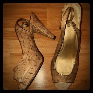 Brown/tan and gold heels